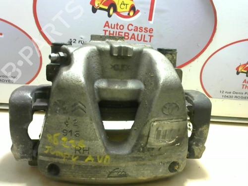 Used Right front brake caliper CITROËN SPACETOURER Bus (V_) 2.0 BlueHDi 150 (150 hp) 13288237