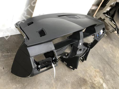 Dashboard BMW 5 Touring (E61) 525 d | BP23872610C46