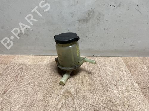 Used Power steering reservoir TOYOTA COROLLA Verso (ZER_, ZZE12_, R1_) 2.0 D-4D (CUR10_, CUR10R) (116 hp) 13293550