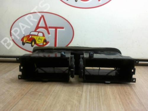 Used Air vent NISSAN SUNNY II Hatchback (N13) 1.6 i 12V (90 hp) 13127611