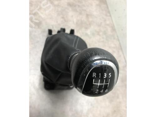 Gear lever NISSAN PULSAR Hatchback (C13) 1.5 dCi | BP20621313M90 