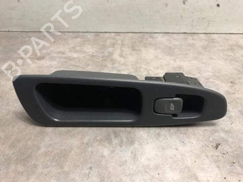 Used Left rear window switch VOLVO V40 Estate (645) 1.9 DI (115 hp) 20619335