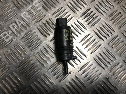 Used Washer pump BMW 3 Touring (E91) 320 d (150 hp) 31609910
