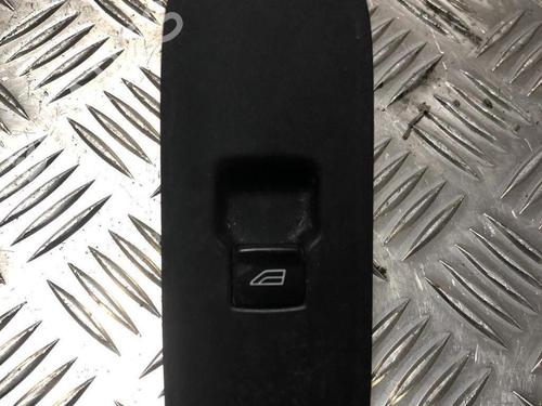 Used Right front window switch VOLVO C30 (533) 1.6 D (109 hp) 31202408