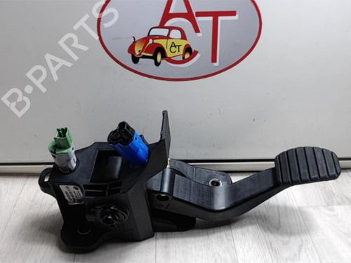 Clutch pedal RENAULT TWINGO III (BCM_, BCA_) 0.9 TCe 90 (BCM9, BCM2) | BP22919387I13 