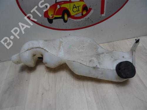 Used Windscreen washer tank DACIA DOKKER Express Box Body/MPV 1.2 TCe 115 (FEM0) (114 hp) 13268603