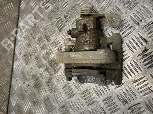 Used Right rear brake caliper Right rear brake caliper CITROËN C3 III (SX) 1.5 BlueHDi 100 (SXYHYP, SXYHTU) (102 hp) 33888844 33888844