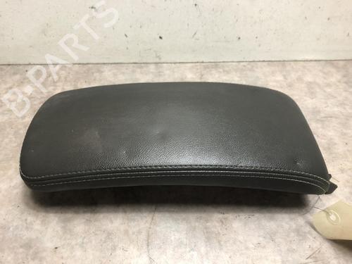 Used Armrest / Center console RENAULT LAGUNA III (BT0/1) 2.0 dCi (BT01, BT08, BT09, BT0E, BT0K, BT12, BT1C, BT1D,... (150 hp) 20621415