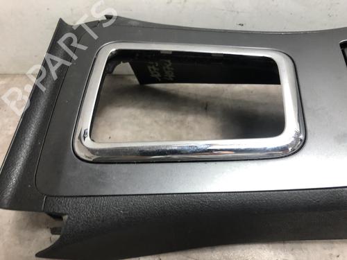 Middle console PEUGEOT 407 Coupe (6C_) 2.7 HDi | BP31199156I22