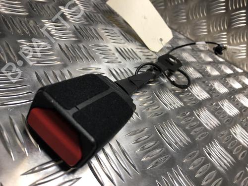 Engache cinturón CITROËN C3 III (SX) 1.2 THP 110 (SXHNPS, SXHNZT, SXHNZ6) (110 hp) 21220964