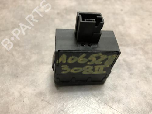 Used Switch Switch PEUGEOT 308 II (LB_, LP_, LW_, LH_, L3_) 1.6 BlueHDi 120 (120 hp) 23100074 23100074