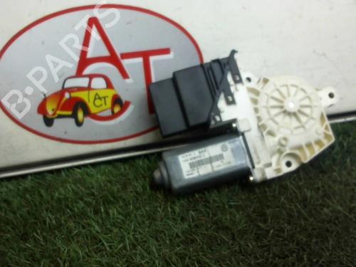Right rear window motor VW GOLF V (1K1) 1.9 TDI | BP29702933E22 