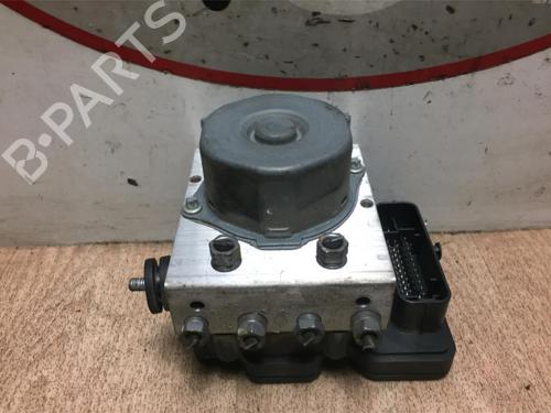Używane Pompa ABS RENAULT CLIO IV (BH_) 1.5 dCi 90 (90 hp) 13292685