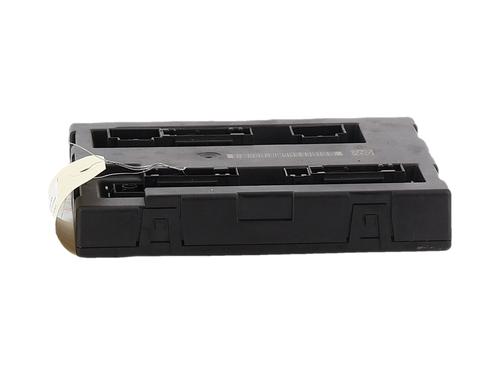 Fuse box AUDI Q5 (8RB) 2.0 TFSI quattro | BP38757499E1 - Image 3