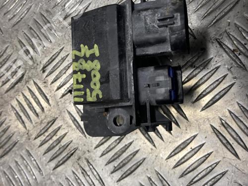 Used Heater resistor PEUGEOT 5008 (0U_, 0E_) 1.6 HDi (114 hp) 31956608