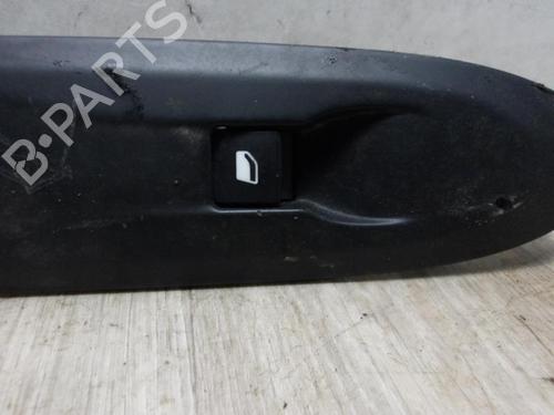 Used Right front window switch CITROËN DS3 (SA_) 1.6 HDi 115 (114 hp) 13225581