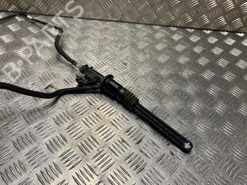 Used Clutch slave cylinder PEUGEOT 2008 II (UD_, US_, UY_, UJ_, UR_, UC_) 1.5 BlueHDI 100 (102 hp) 31875272