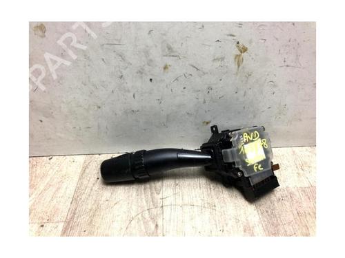 Switch HYUNDAI SANTA FÉ I (SM) 2.0 CRDi 4x4 | BP23871598I30 