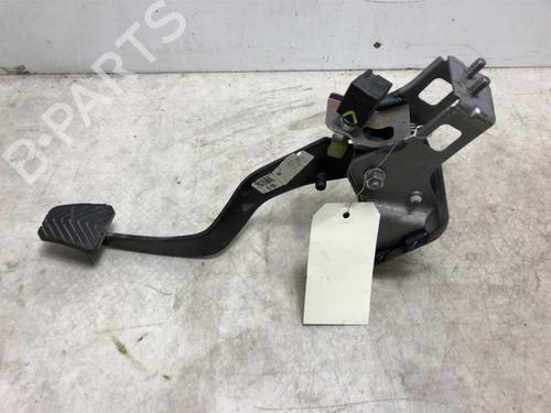 Used Clutch pedal KIA VENGA (YN) 1.4 CRDi 90 (90 hp) 20621619