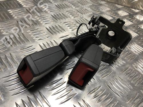 Sikkerhetsbelte-spenne AUDI A1 Sportback (GBA) 40 TFSI (207 hp) 23023872