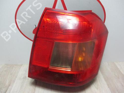 Feu arrière gauche TOYOTA COROLLA (_E12_) 2.0 D-4D (CDE120_, CDE120R) (90 hp) 13292877