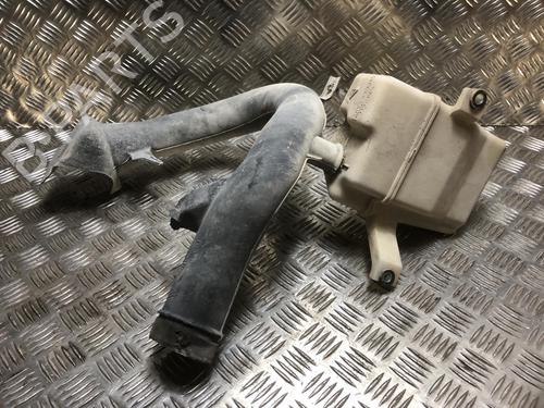 Rejilla aireadora TOYOTA RAV 4 III (_A3_) 2.2 D 4WD (ALA30_, ALA30R) (150 hp) 31201716