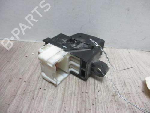 Used Right rear window switch NISSAN X-TRAIL I (T30) 2.2 dCi 4x4 (136 hp) 20626759