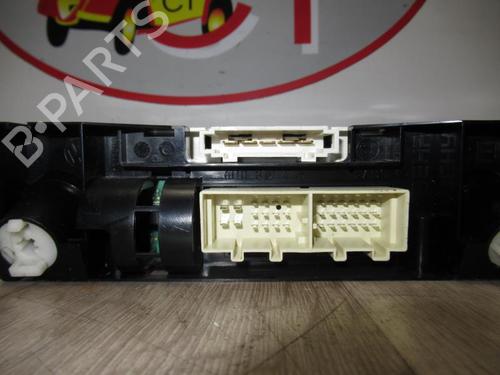 Used Climate control VW POLO V (6R1, 6C1) 1.6 TDI (90 hp) 13277879