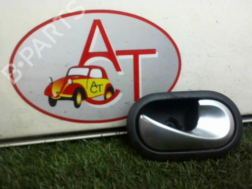 Used Front right interior door handle RENAULT MEGANE II (BM0/1_, CM0/1_) 1.6 16V (BM0C, CM0C) (113 hp) 13225746