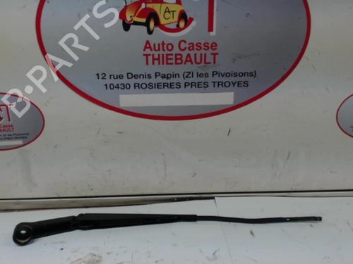 Used Front windshield wiper arm CITROËN C4 Grand Picasso I (UA_) 1.6 HDi (109 hp) 20631013