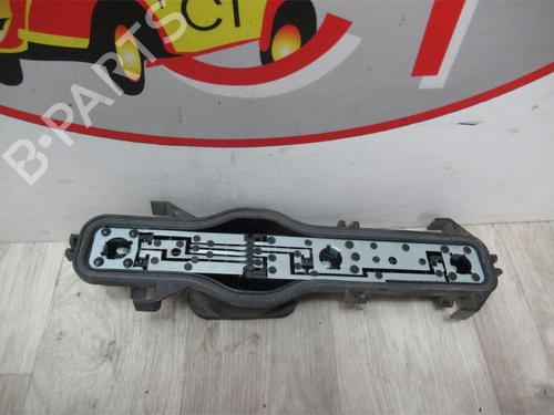 Nummerpladelys RENAULT ESPACE IV (JK0/1_) 2.0 dCi (JK01, JK02, JK1J, JK1K, JK1H) (150 hp) 13290550