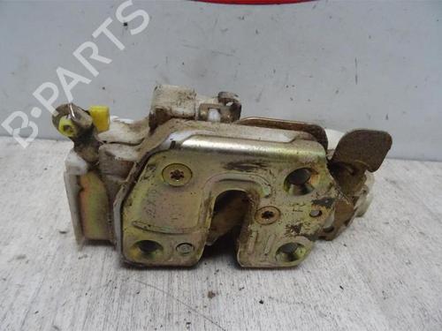 Used Front right lock NISSAN PICK UP (D22) 2.5 Di 4WD (133 hp) 13283869