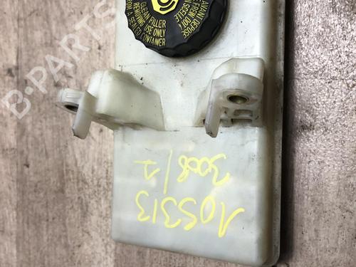 brake-master-cylinder-peugeot-3008-i-mpv-0u_-2009-2010-2011-2012-2013-2014-2015-2016-2017-23872465 main image