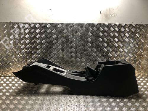 Mittelkonsole SKODA OCTAVIA III (5E3, NL3, NR3) 1.6 TDI (105 hp) 31201462