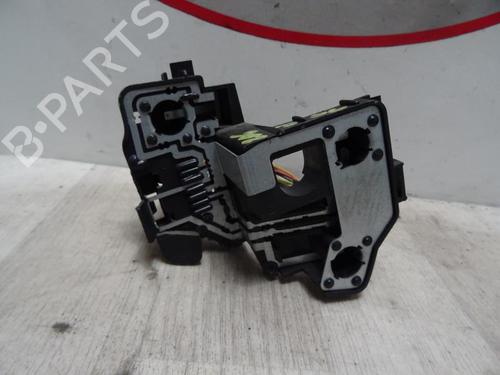 Used Licence plate light PEUGEOT 206 Hatchback (2A/C) 1.4 i (75 hp) 13290554