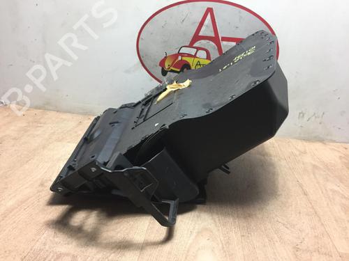 Used Glove box FIAT STILO (192_) 1.6 16V (192_XB1A) (103 hp) 13226686