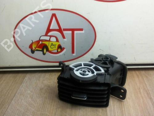 Air vent TOYOTA COROLLA Verso (ZER_, ZZE12_, R1_) 2.2 D-4D (AUR10_, AUR10R) | BP13133034I21 
