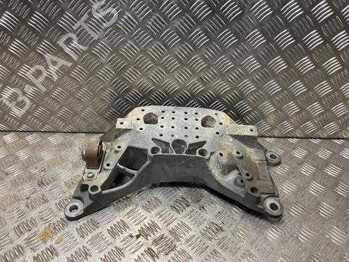 Used Gearbox mount AUDI A6 C7 Avant (4G5, 4GD) 2.0 TDI (150 hp) 31186050