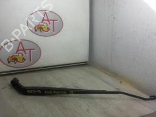 Used Front windshield wiper arm TOYOTA AVENSIS (_T25_) 2.0 D-4D (ADT250_, ADT250R) (126 hp) 20632314