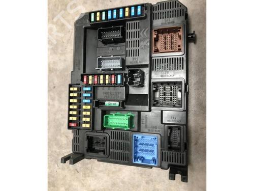 Fuse box PEUGEOT 2008 I (CU_) 1.5 BlueHDI 100 | BP20619855E1 