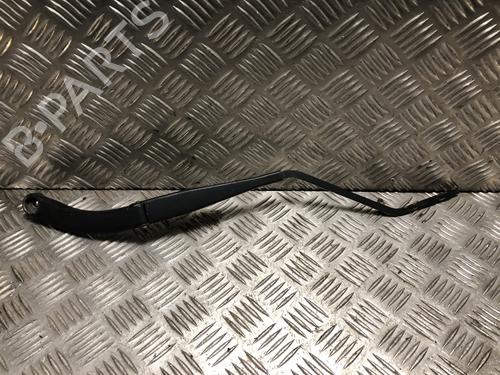 Used Front windshield wiper arm Front windshield wiper arm 37476147 37476147