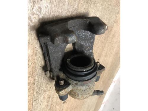 Left front brake caliper VW BORA I (1J2) 1.9 TDI | BP25305359M105 