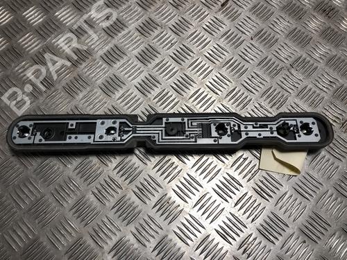 Used Licence plate light RENAULT MASTER III Van (FV) 2.3 dCi 130 FWD (FV0M, FV0Y, FV0J, FV02, FV03) (130 hp) 32985236