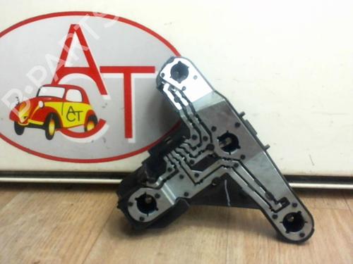 Used Licence plate light TOYOTA COROLLA (_E12_) 2.0 D-4D (CDE120R, CDE120L_) (116 hp) 13290855