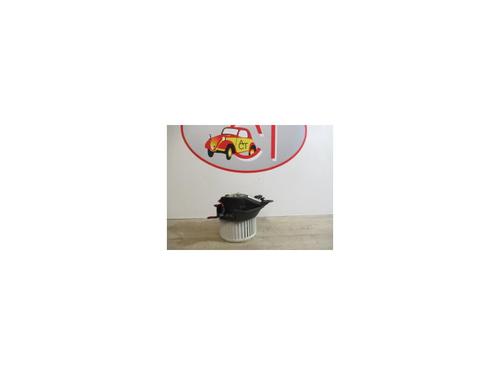 Used Heater blower motor FIAT TIPO Hatchback (356_, 357_) 1.4 (356HXF1B) (120 hp) 23068023