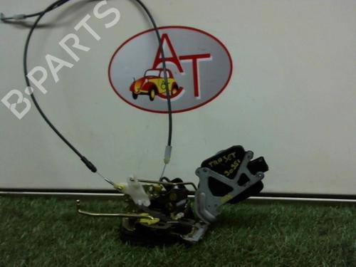 Used Rear right lock HYUNDAI TRAJET (FO) 2.0 CRDi (113 hp) 12968360