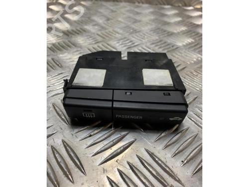 Switch TOYOTA AVENSIS (_T25_) 2.0 D-4D (ADT250_, ADT250R) | BP23950964I30