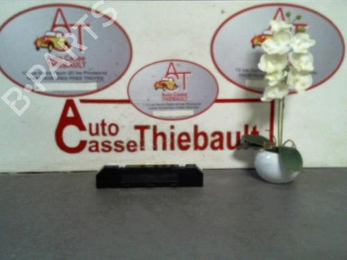 Used Display monitor Display monitor SUZUKI GRAND VITARA II (JT, TE, TD) 1.9 DDiS All-wheel Drive (JT419, TD44, JB419WD, JB419XD,... (129 hp) 13036624 13036624