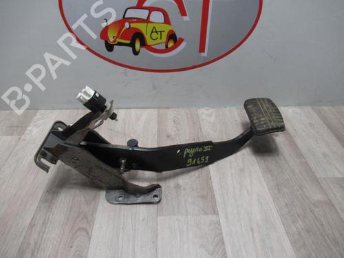 Used Break pedal MITSUBISHI PAJERO III (V7_W, V6_W) 3.2 Di-D (V68W) (160 hp) 13036544