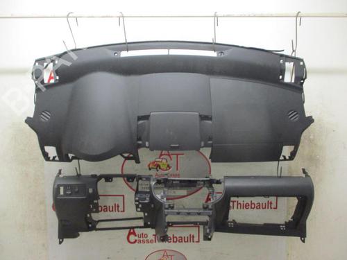 Dashboard TOYOTA COROLLA Verso (ZER_, ZZE12_, R1_) 2.2 D-4D (AUR10_, AUR10R) | BP12964303C46